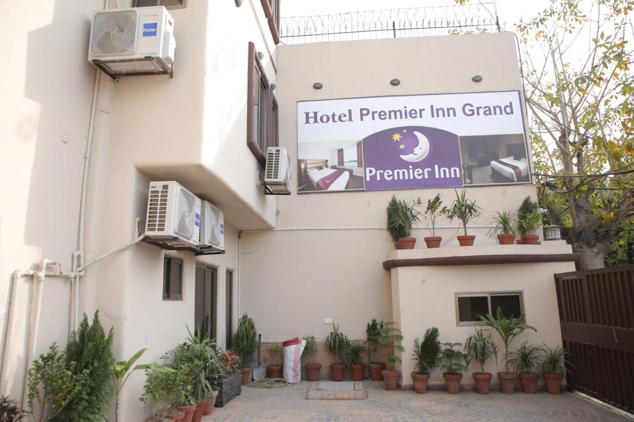Premier Inn Grand Gulberg 라호르 외부 사진